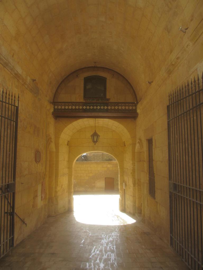 Street scene, Birgu, Malta.